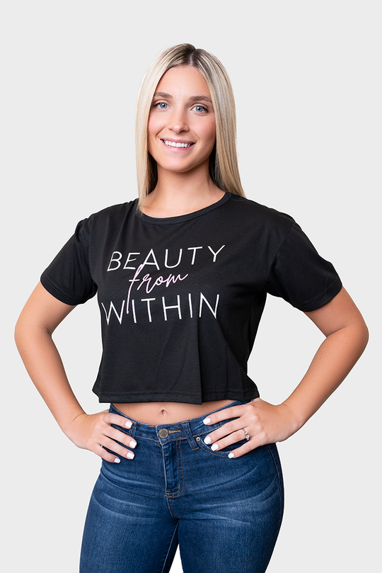 Belleza desde dentro del top corto